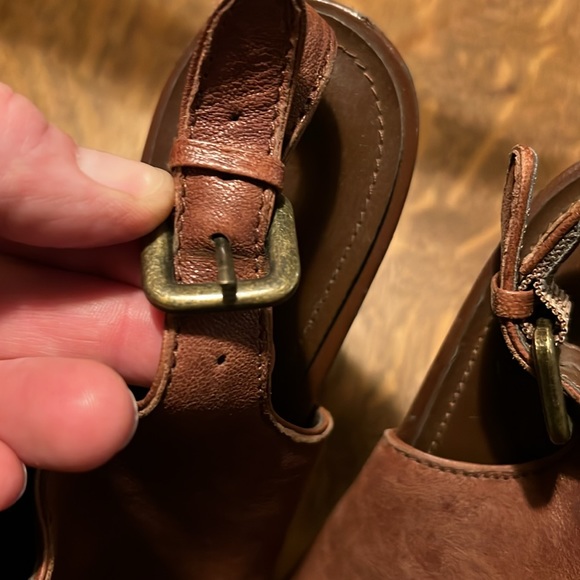 Aldo stocked heel rose, tan color, size 39 - Picture 7 of 13